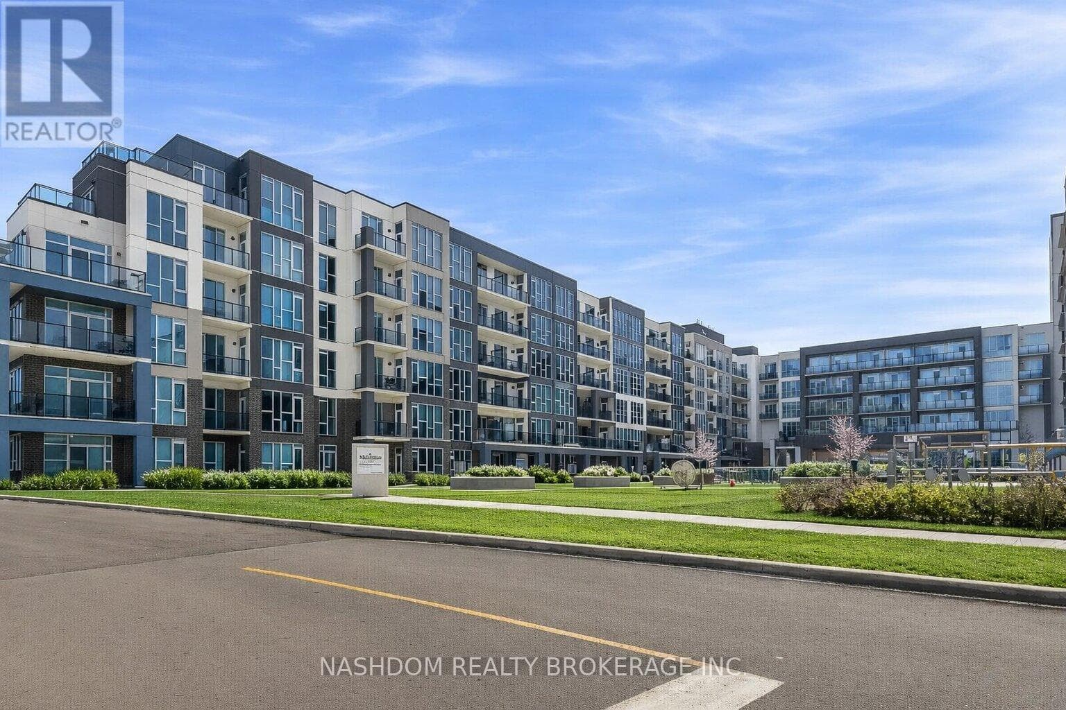 16 Concord Place Unit 516, Grimsby (Grimsby Beach), Ontario L3M0J1